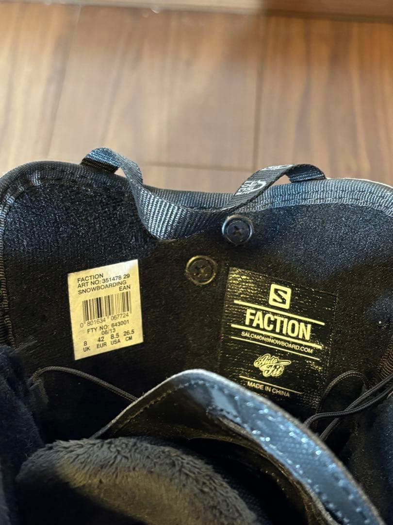 Salomon サロモンスノーボードブーツ ブラック/レッド