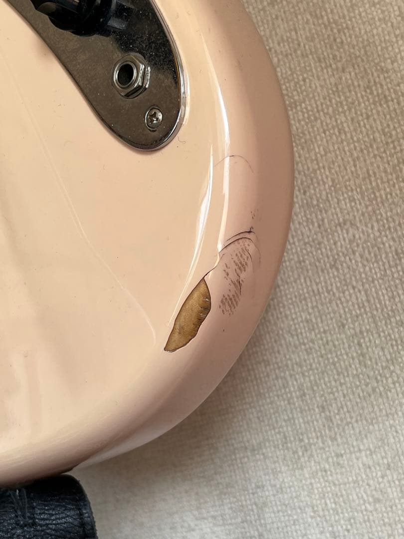 値下げFender ムスタング　サイクロン希少色シェルピンク？Charストラップ