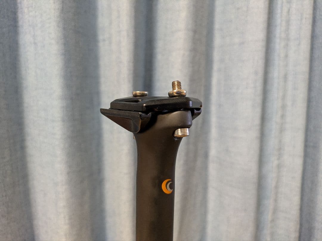 OnebyESU カーボンシートポスト