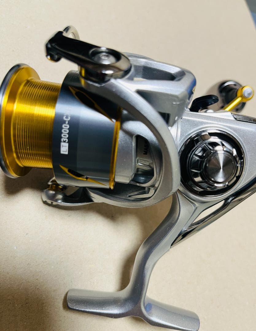 [リール①]ダイワ 21 フリームス LT3000-CXH