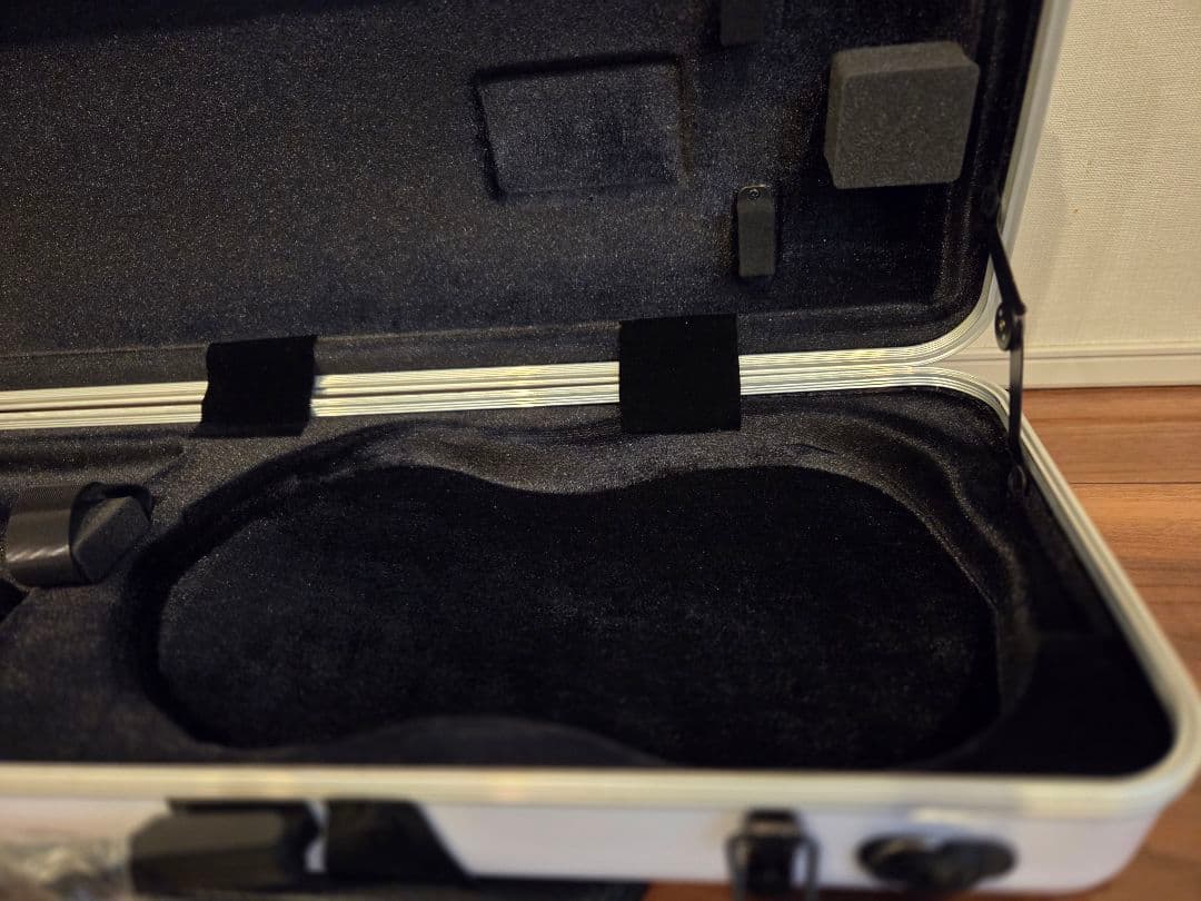 バイオリンケース　ポリカーボネート　ホワイトビスケット　スクエア型　オブロング