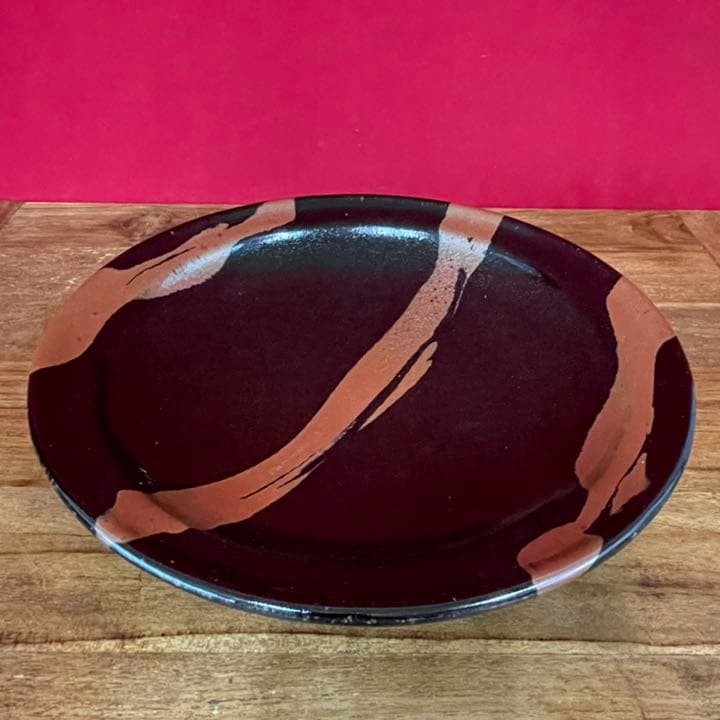 てつ濱田庄司(浜田庄司) 黒釉流描皿 濱田友緒識箱 益子焼人間国宝