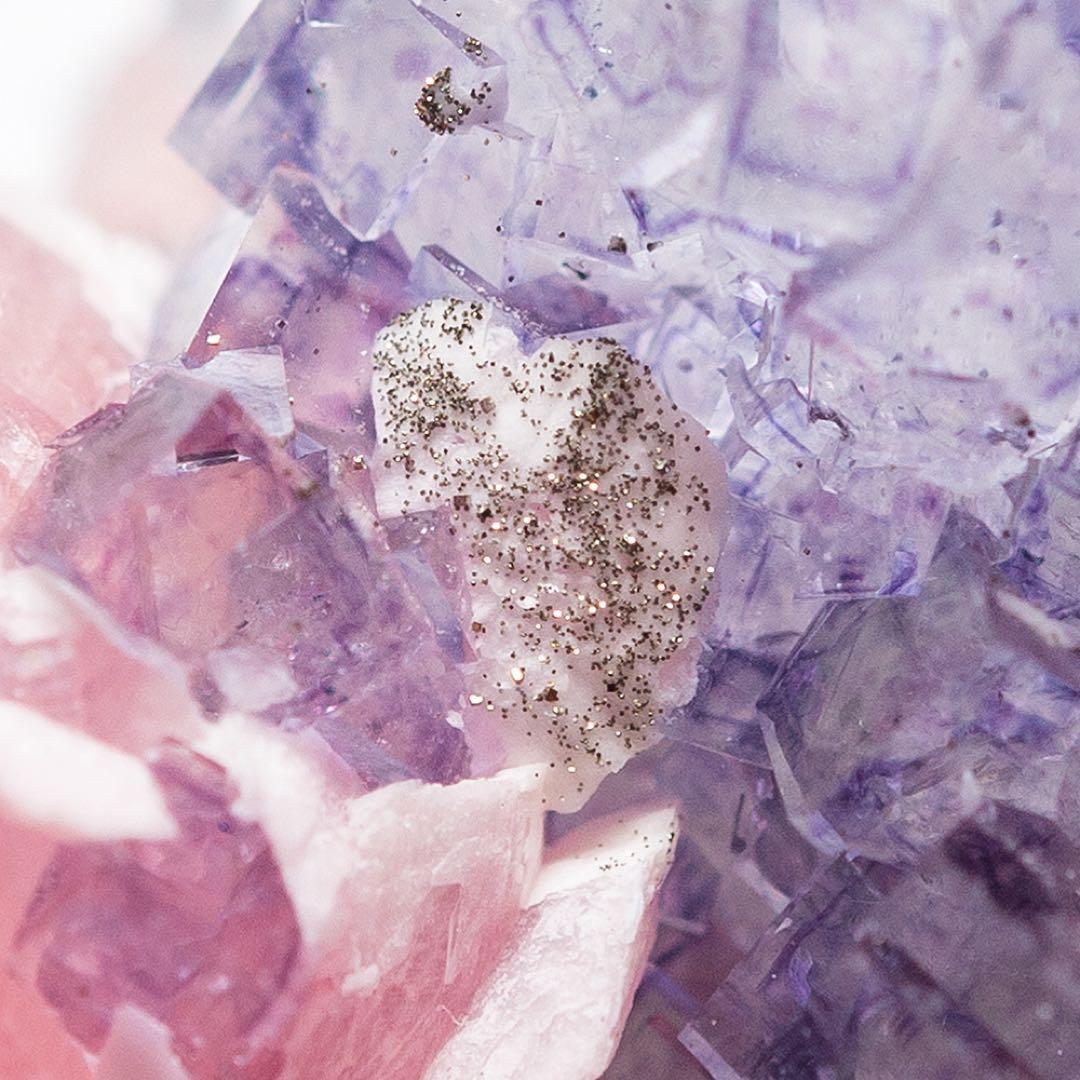 中国 ロードクロサイト フローライト 天然石 原石 鉱物標本 鉱石 蛍石 726