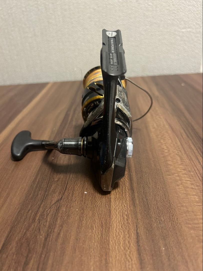 リール SHIMANO 20TWIN POWER 4000MHG