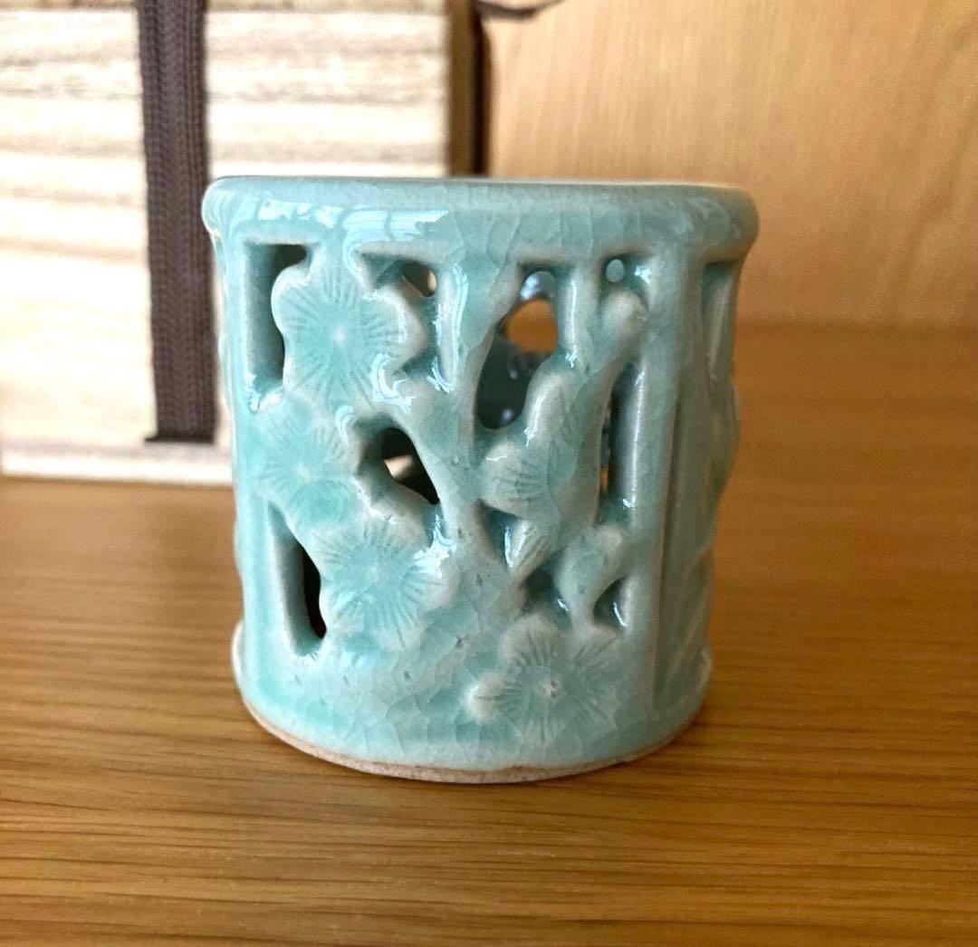 【茶道具】人間国宝 柳海剛 四君子透蓋置 高麗青磁