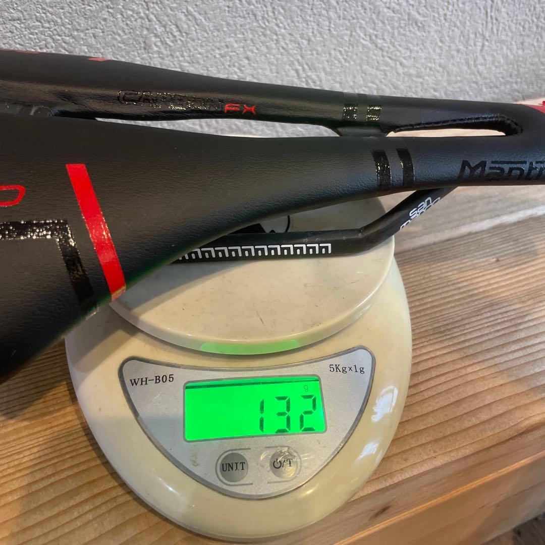 サンマルコ ワイドサドル 黒/赤　カーボン