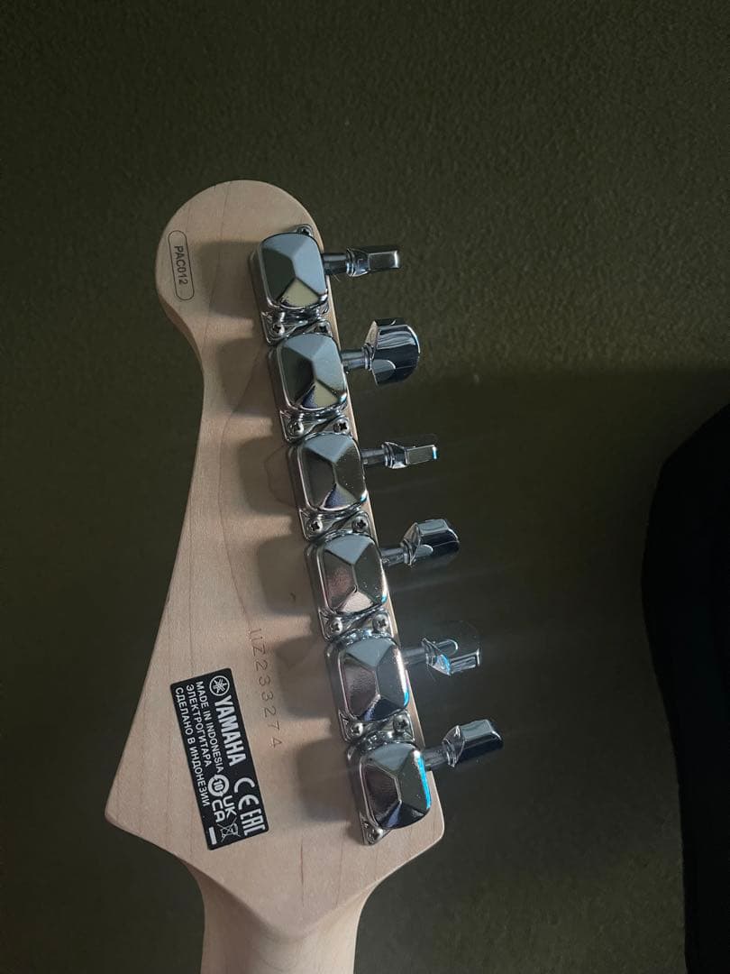 Yamaha PACIFICA エレキギター レッド ギターケース付き