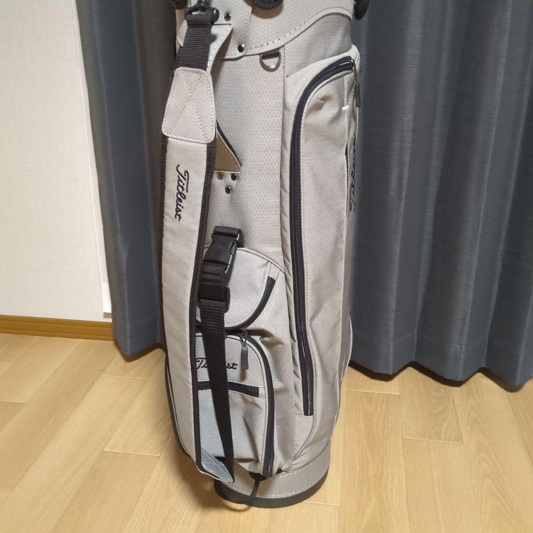美品希少タイトリスト シティアクティブキャディバッグ 軽量2.5kg 8.5型