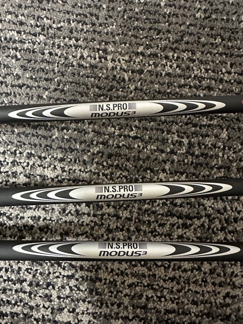 極美品　モーダスゴースト370S タイトリストハイブリッド純正スリーブ付　3本組
