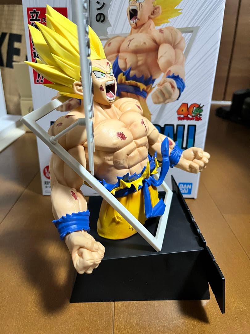 一番くじ　ギガマンガストラクチャー　ラストワン賞　超サイヤ人孫悟空