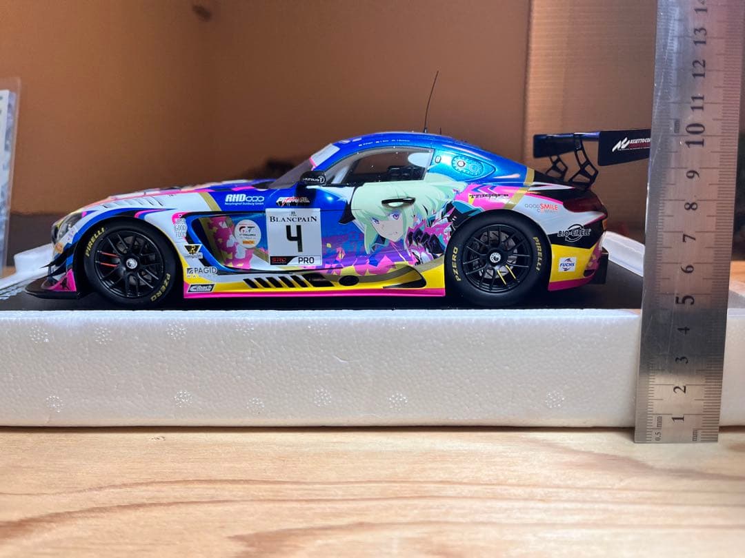 プロメア　フィギュア　PROMARE　ブラックファルコン　1/18 ミニカー