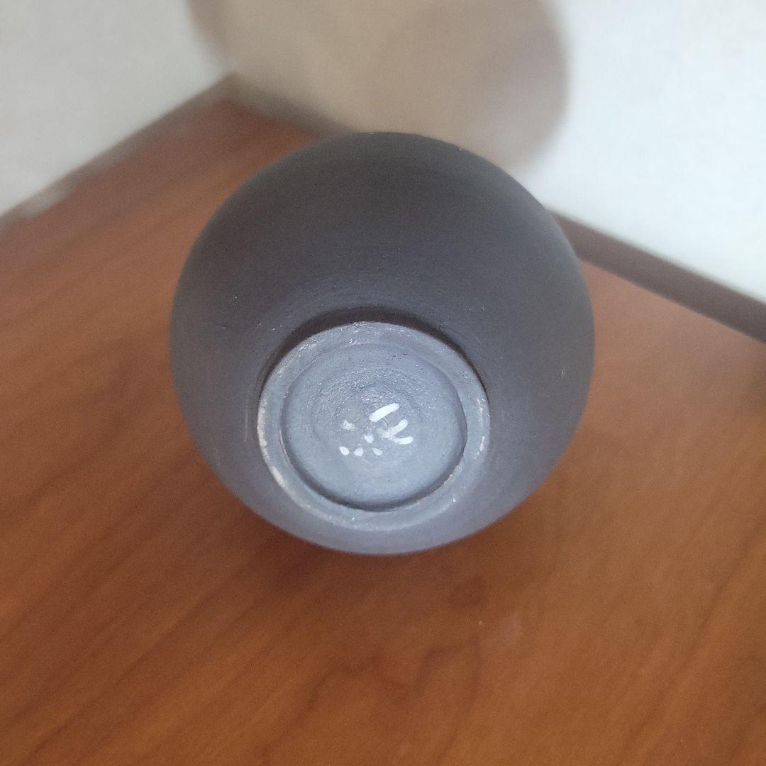 北村純子作 花入 幾何学模様の黒い陶器花瓶