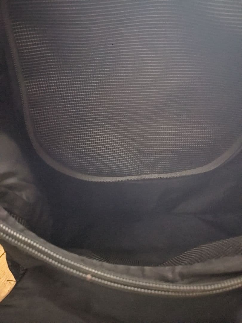 マンダリンブラザーズ　ウインストンハグバック ラージ　ブラック