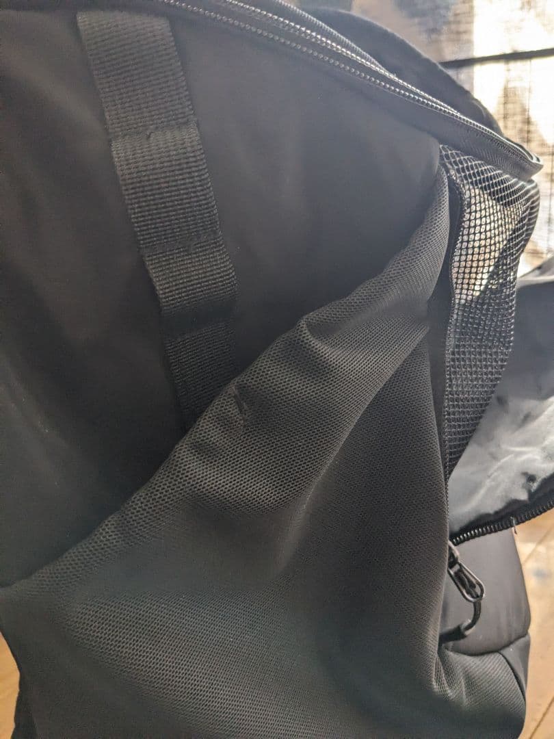 マンダリンブラザーズ　ウインストンハグバック ラージ　ブラック