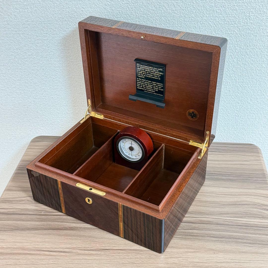 【高額商品】大型　ヒュミドール　フランス製　葉巻用