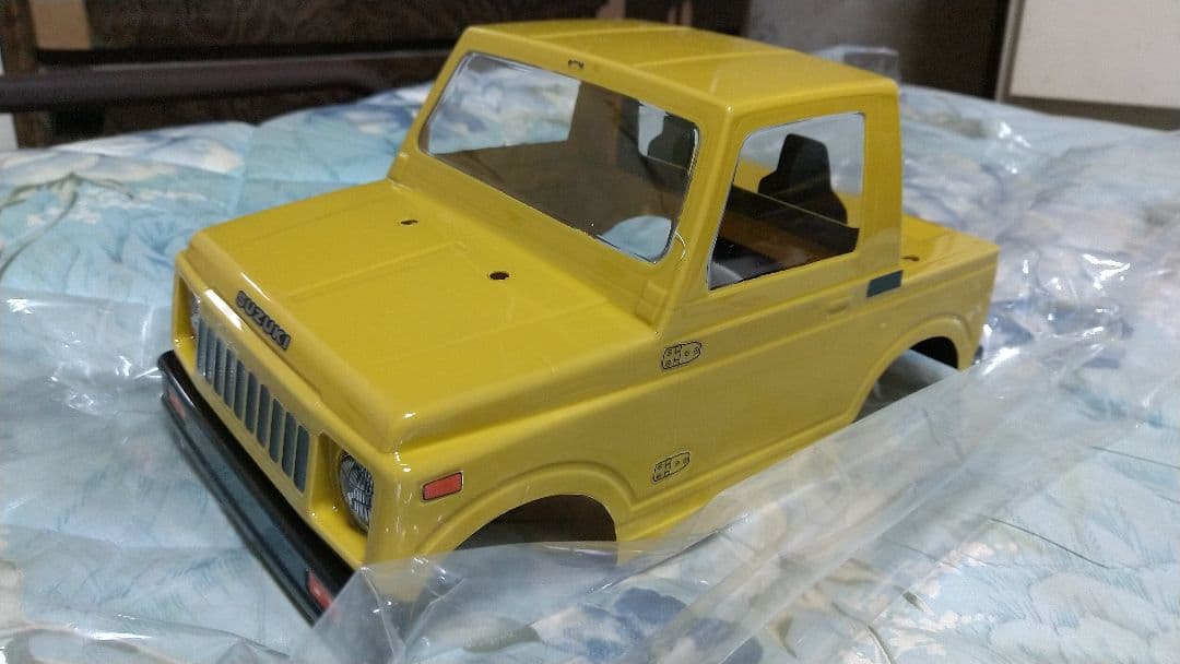 タミヤジムニーボディー製作用ページボディーのみの販売。シャシーは付きません