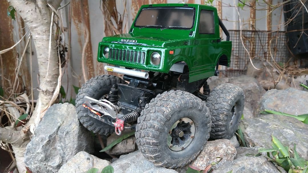 タミヤジムニーボディー製作用ページボディーのみの販売。シャシーは付きません