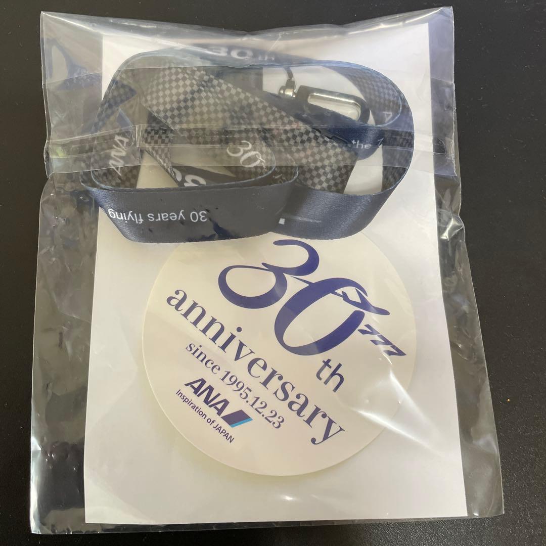 【未開封】ANA777 30周年記念　搭乗証明書、ストラップ、ステッカーセット