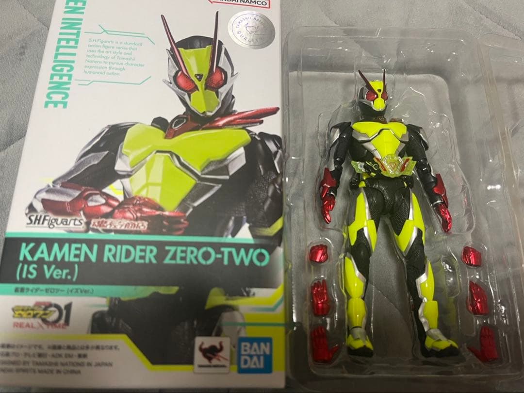 フィギュアーツ 仮面ライダーゼロワン & プログライズキー　他