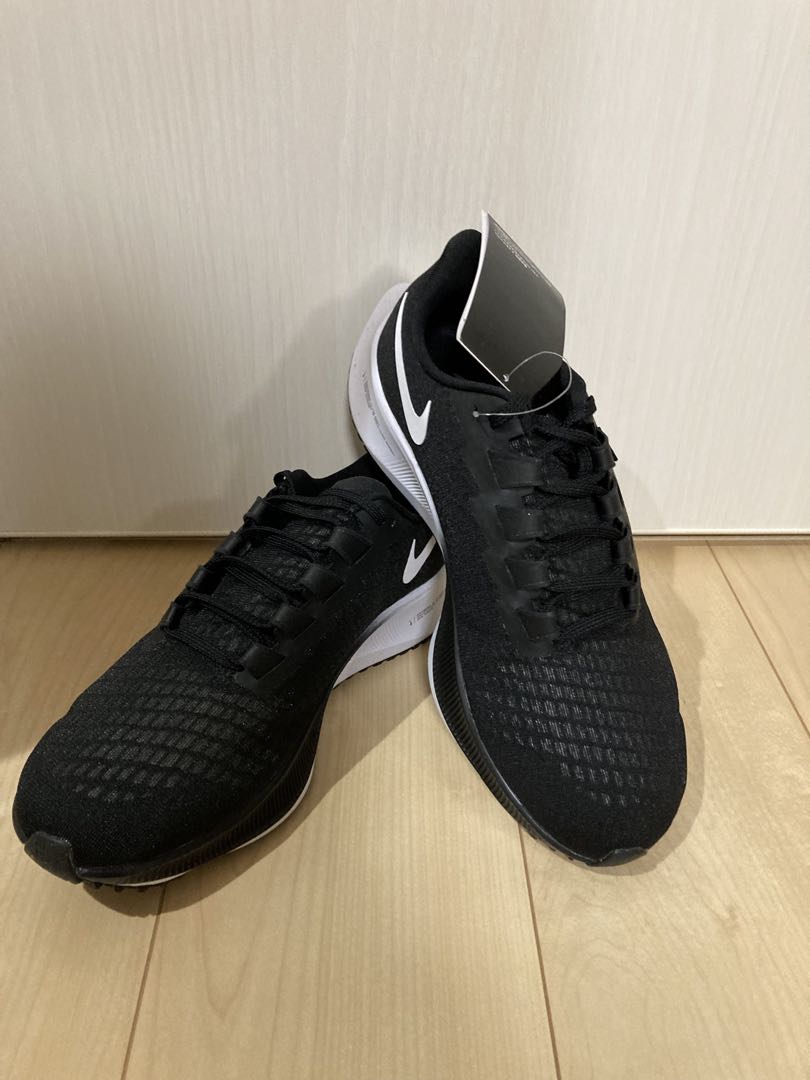 ナイキエア ズームペガサス37(26cm)ブラック/ホワイト