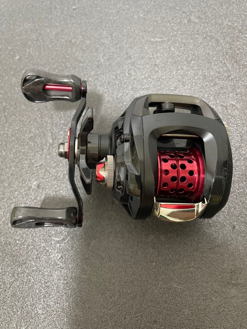 SS AIR 8.1L スティーズパーツカスタム　レフトハンドル　ダイワ