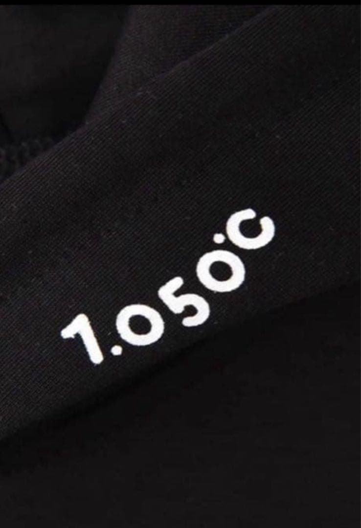 滝沢秀明 デザイン 1.050℃ 限定パーカー 黒Sサイズ