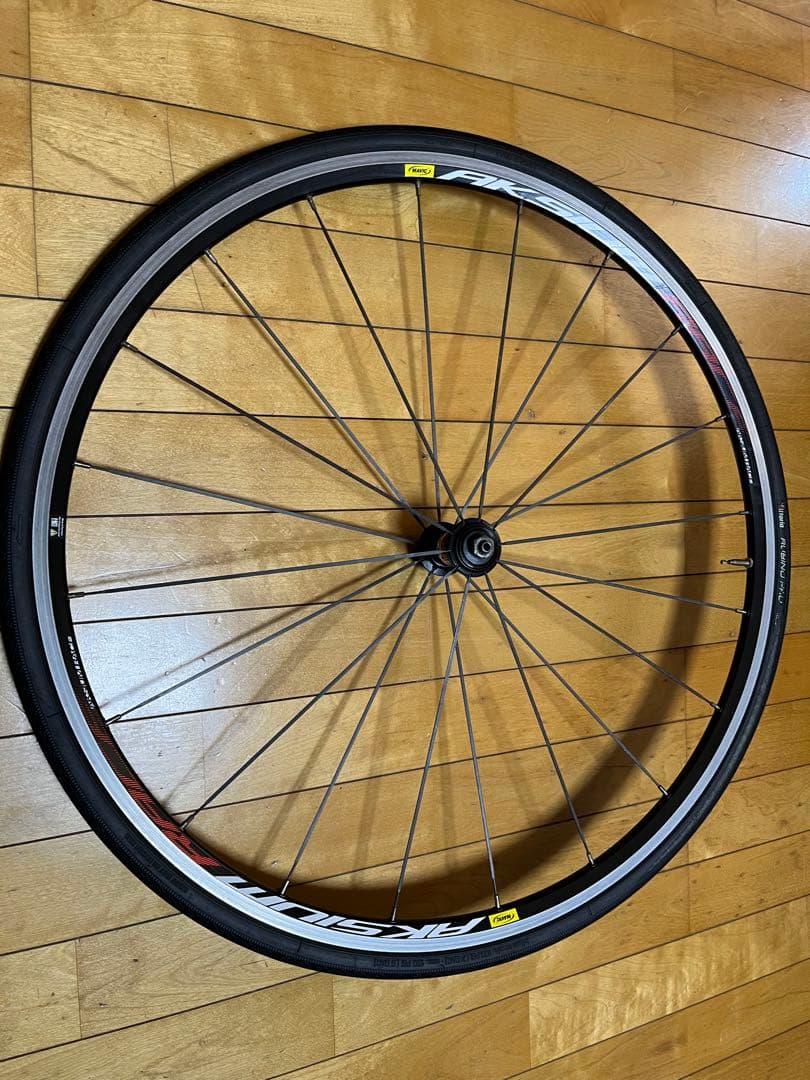 超大特価MAVIC AKSIUM RACE 700Cクリンチャー 中古美品