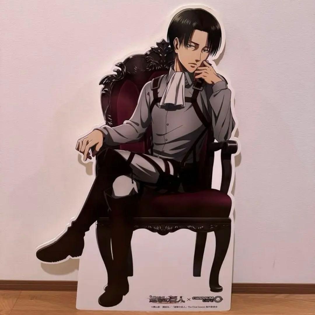 進撃の巨人 リヴァイ 等身大パネル キャラウムカフェ 受注生産品 2種セット