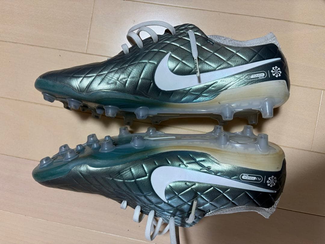 ナイキ ティエンポ レジェンド10 エリート AG