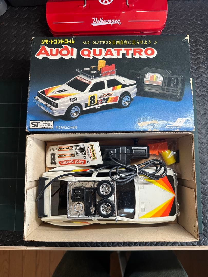 超激レア　レトロ　ラジコン　未使用 アウディクアトロ