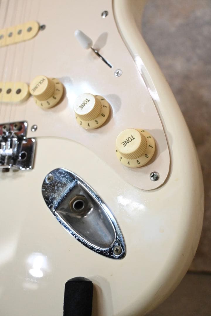 FERNANDES STタイプ フェルナンデス ホワイト 白