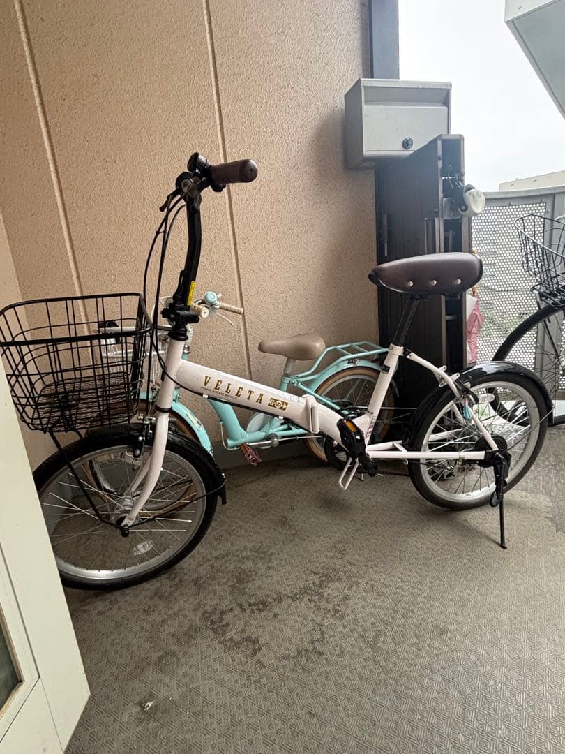 CHACLE折りたたみ車 ヴェレータ 外6HD ホワイト