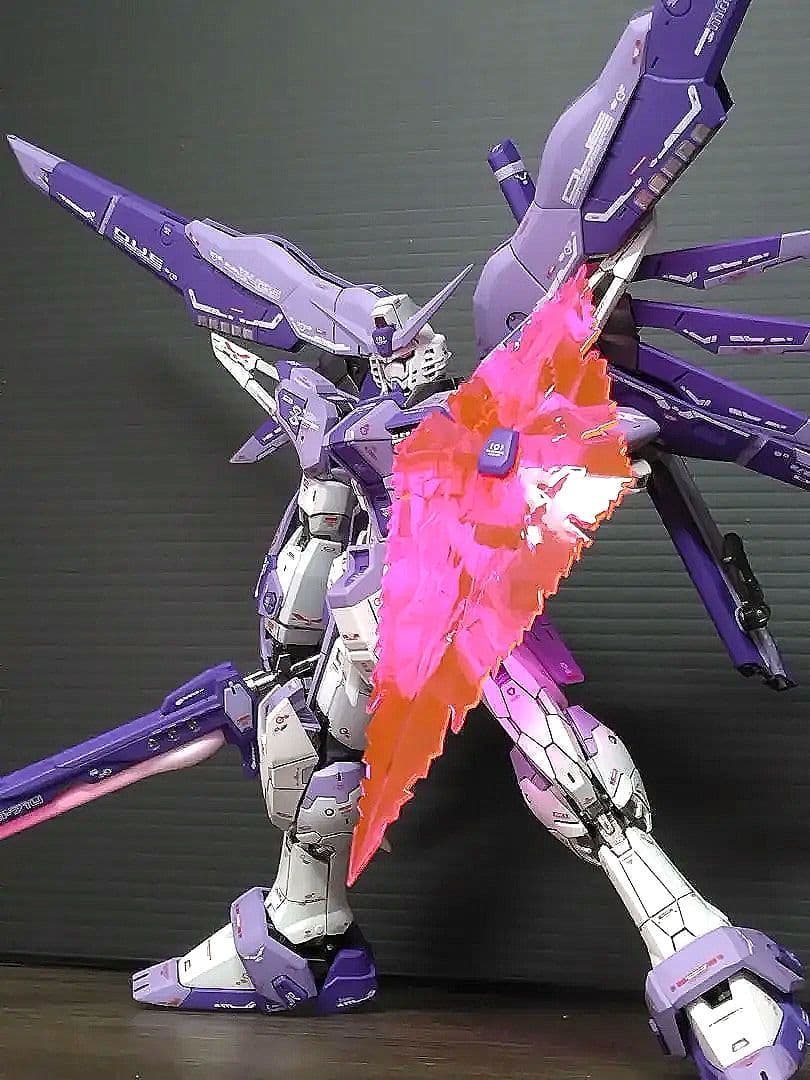 rg デスティニーガンダム　完成品