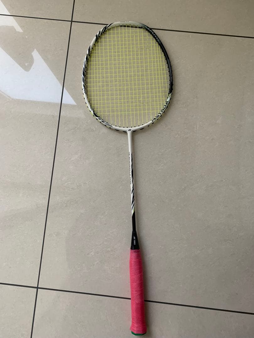 【値下げ】YONEX⭐︎ASTROX99 GAME⭐︎4UG5⭐︎バドミントンラケット