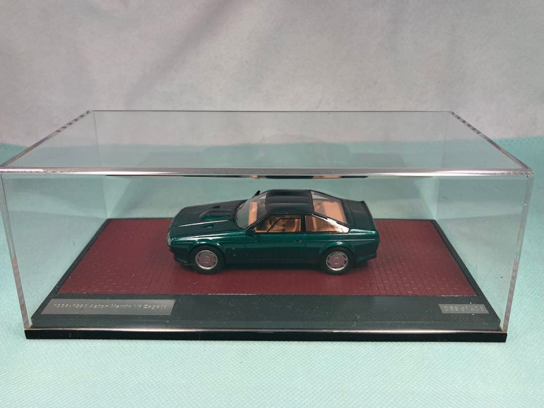 MATRIX 1／４３　アストン・マーティン　Ｖ８　ザガート　メタリックグリーン