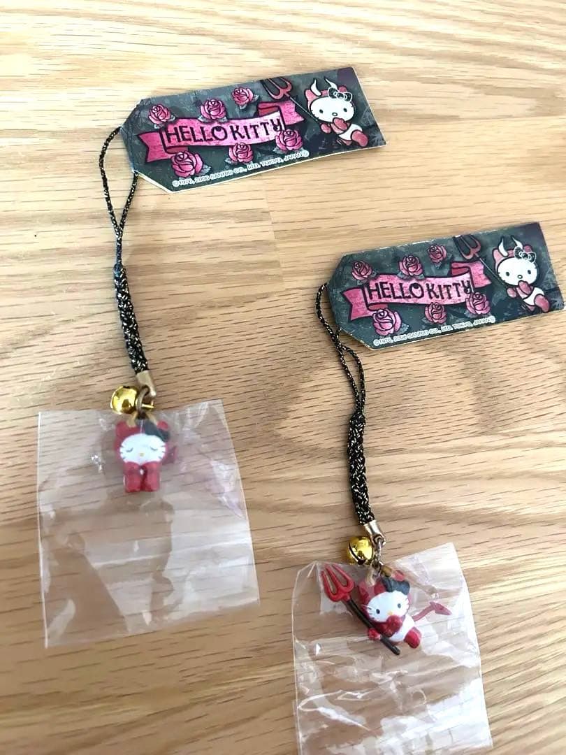 ご当地キティ　根付けストラップ　悪魔　デビルKT