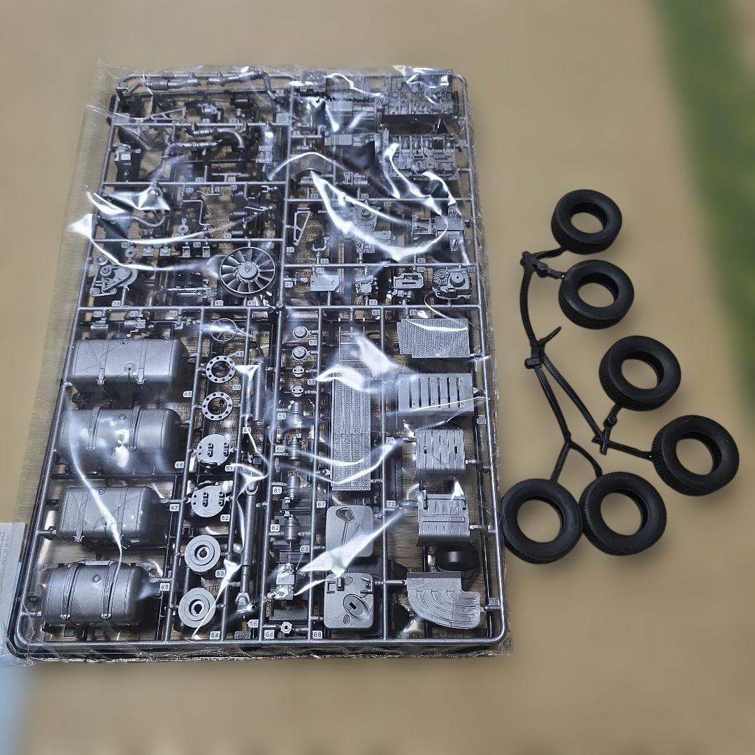 ITALERI メルセデス・ベンツ アクトロス MP4 ギガスペース 1:24