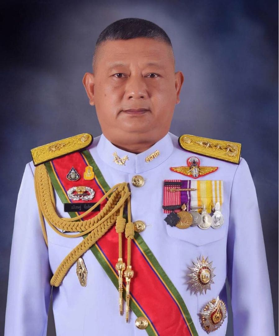 【送料無料・大特価】 タイ王国 勲一等白象勲章(勲一等旭日大綬章相当) 副章のみ