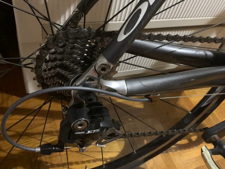 ロードバイクフルカーボン