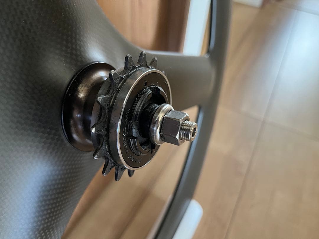 カーボンバトンホイール リア 700c 幅120