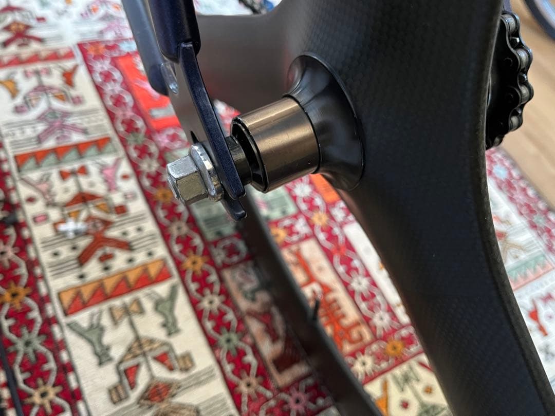 カーボンバトンホイール リア 700c 幅120