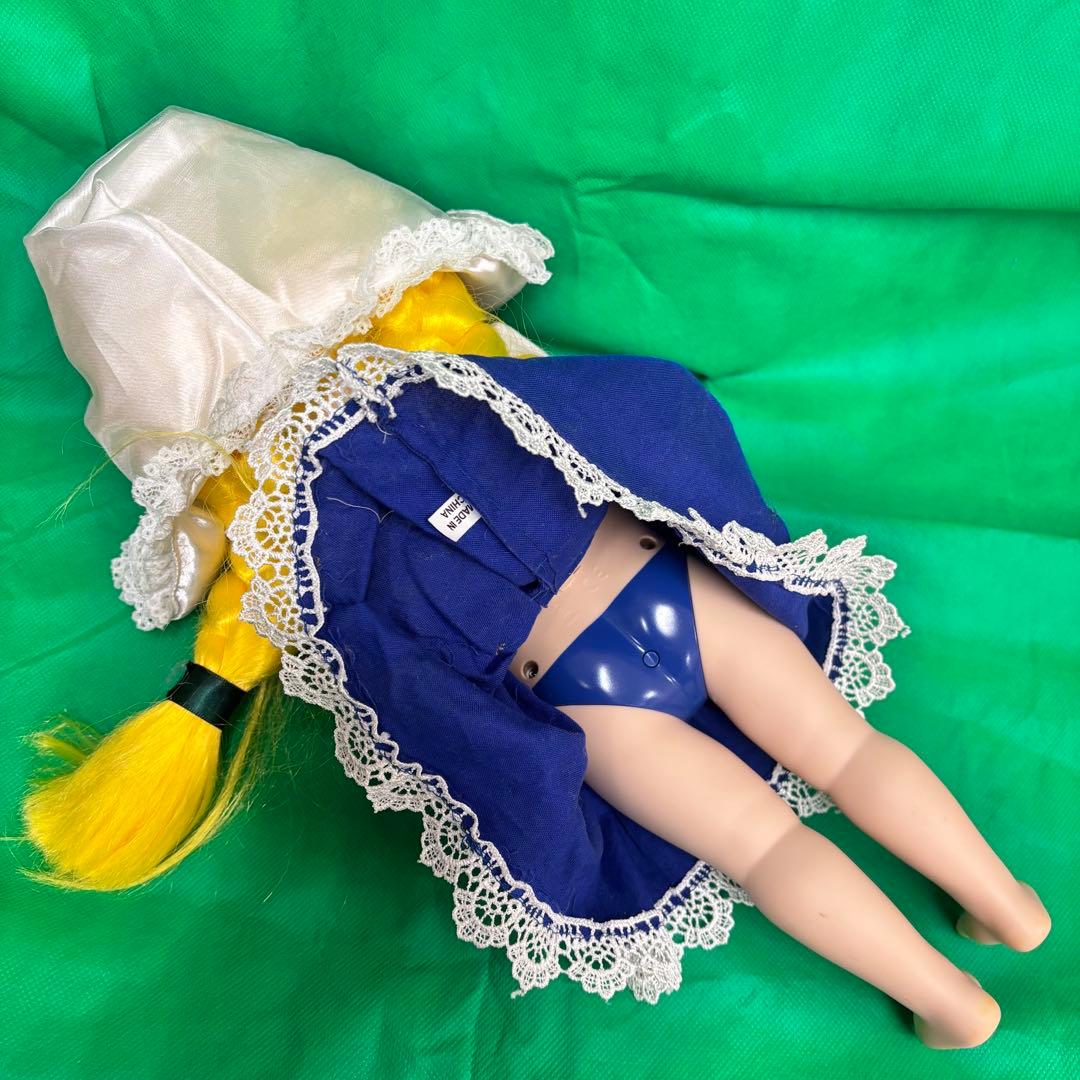 アトラクション　イッツアスモールワールド ドール ディズニー 人形　オランダ