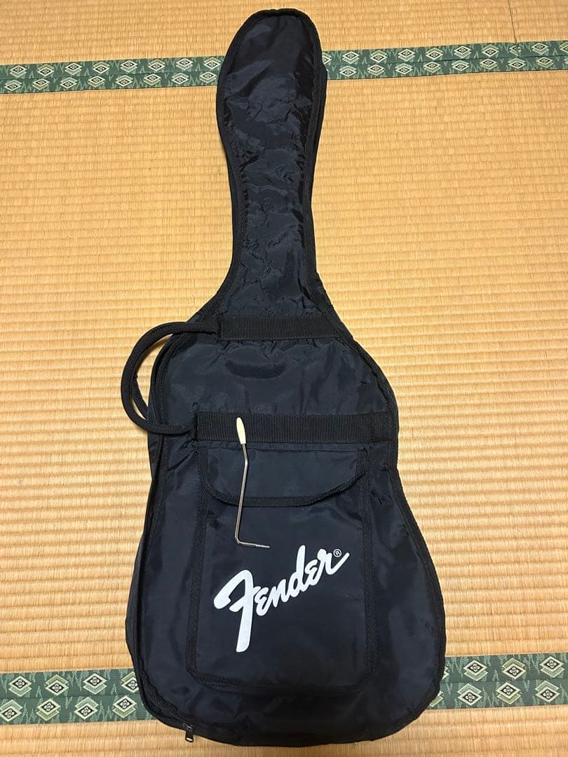 Fender Japanストラトキャスター　黒