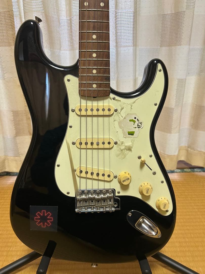 Fender Japanストラトキャスター　黒