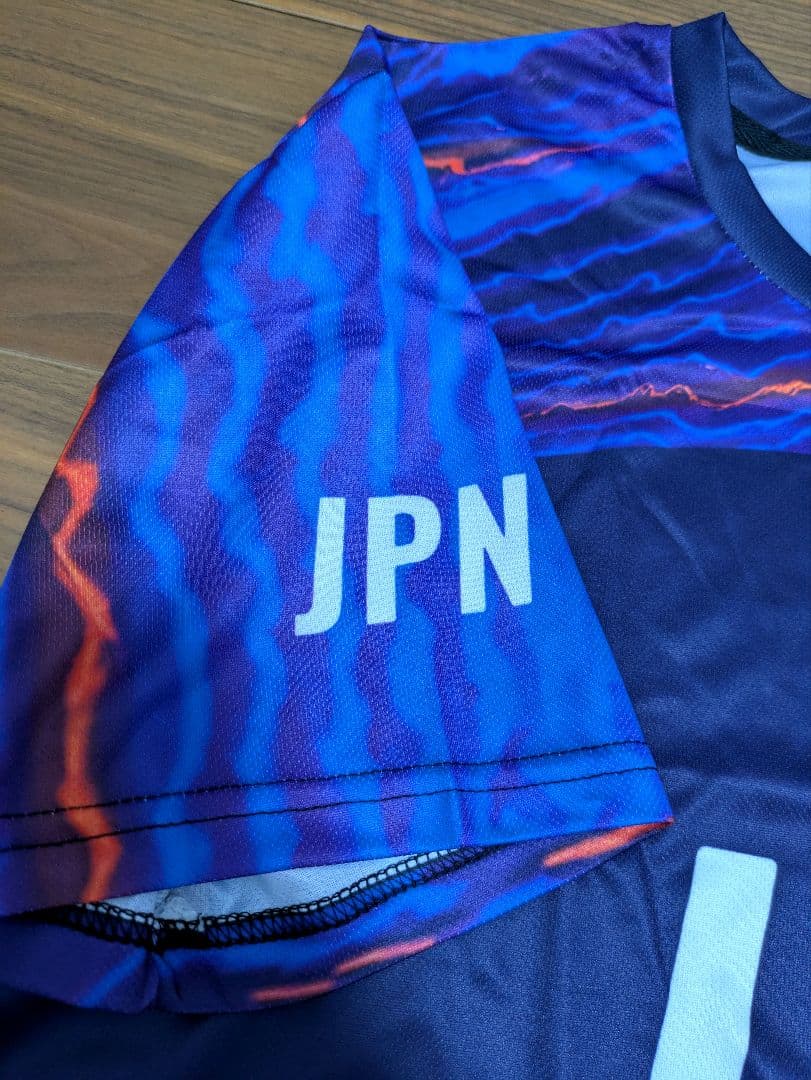 ☆ネーションズリーグ記念シャツ ウェア　ジャージ　シャツ　日本代表