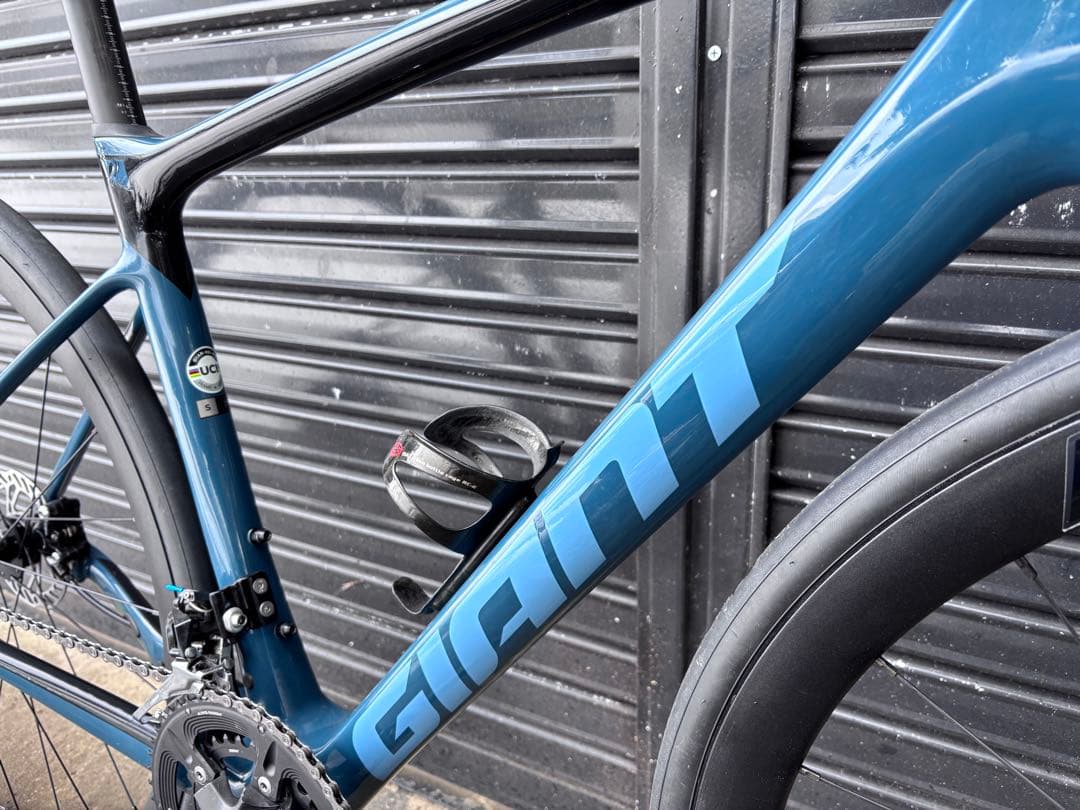 送料込 GIANT Defy Advanced 2 2022 Sサイズ