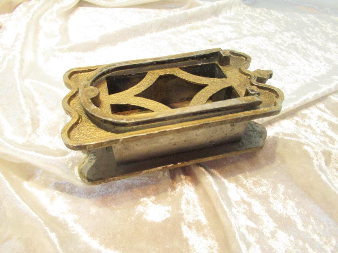 ドアノッカー　真鍮製 イギリス