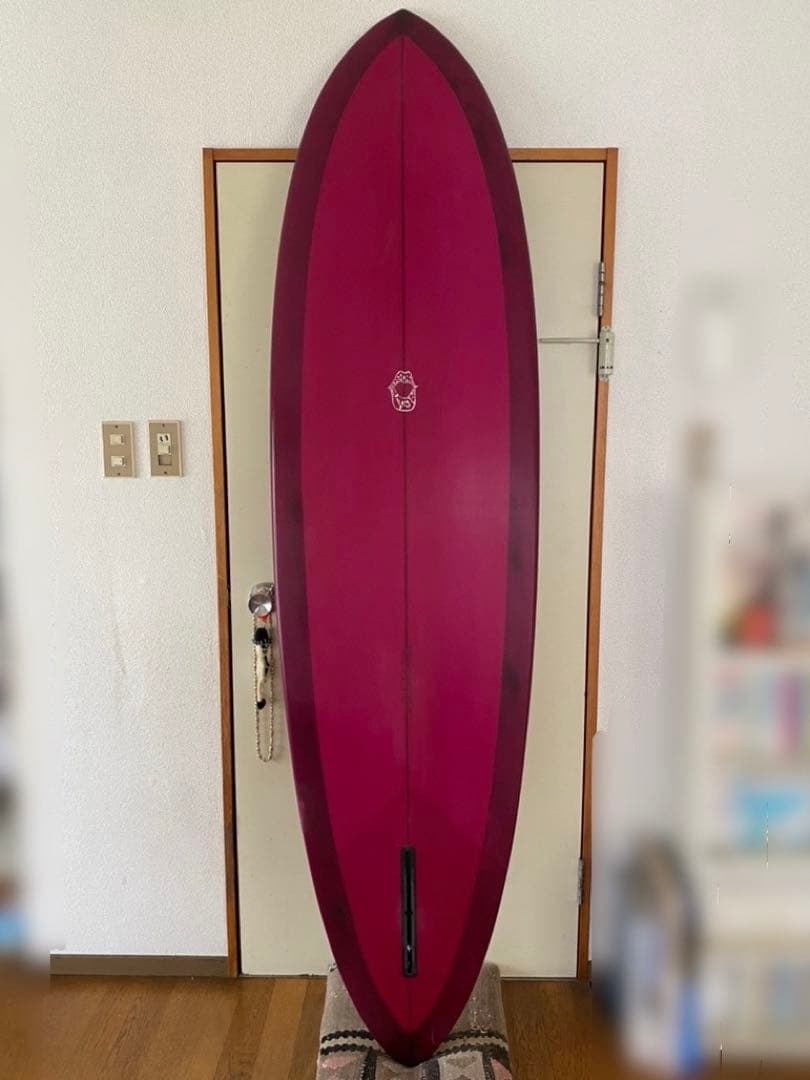 メル　トラヴィスレイノルズ　サーフボード　VISSLA ミッドレングス