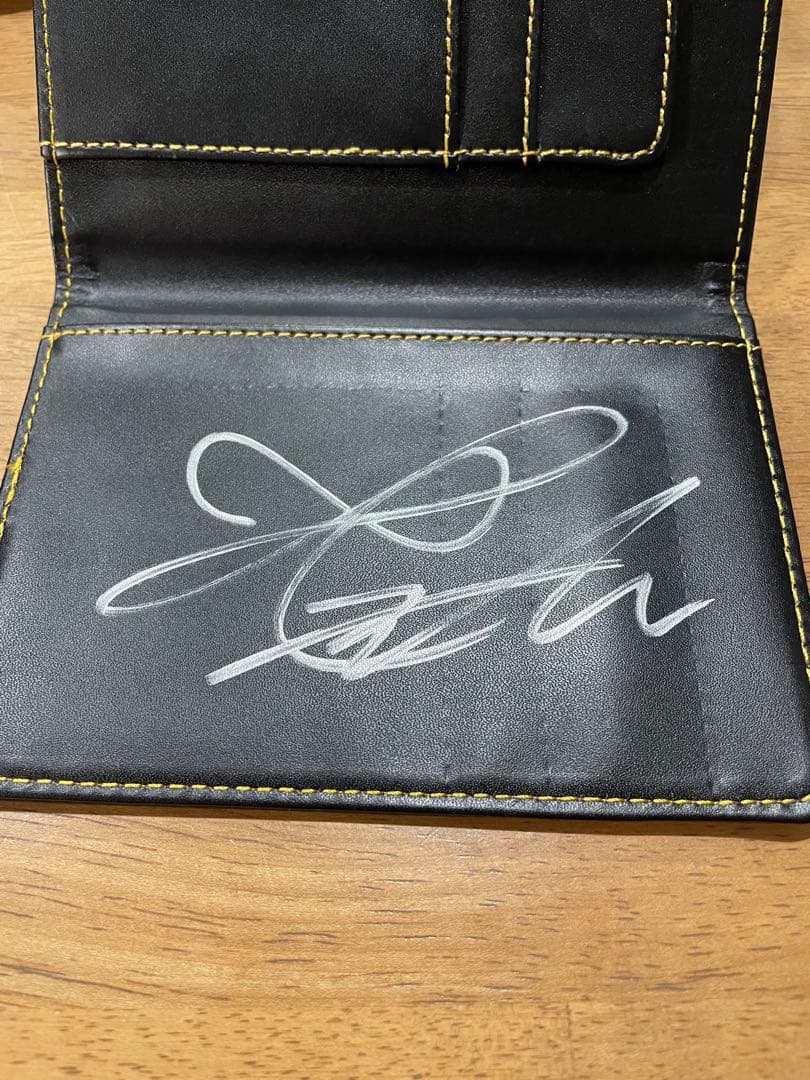 BTS テテ　テヒョン　直筆サイン入り　パスポートケース