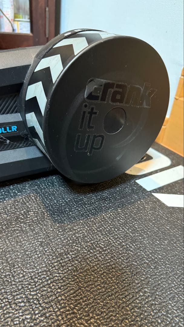 バ*薇様 Wahoo KICKR ROLLR 純正マット付き